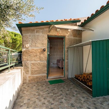 Casa Rustica T2 Com Salamandra E Cozinha - Seia - Serra Da Estrela - Casa Do Loureiro II Esterno foto