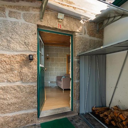 Casa Rustica T2 Com Salamandra E Cozinha - Seia - Serra Da Estrela - Casa Do Loureiro II Esterno foto