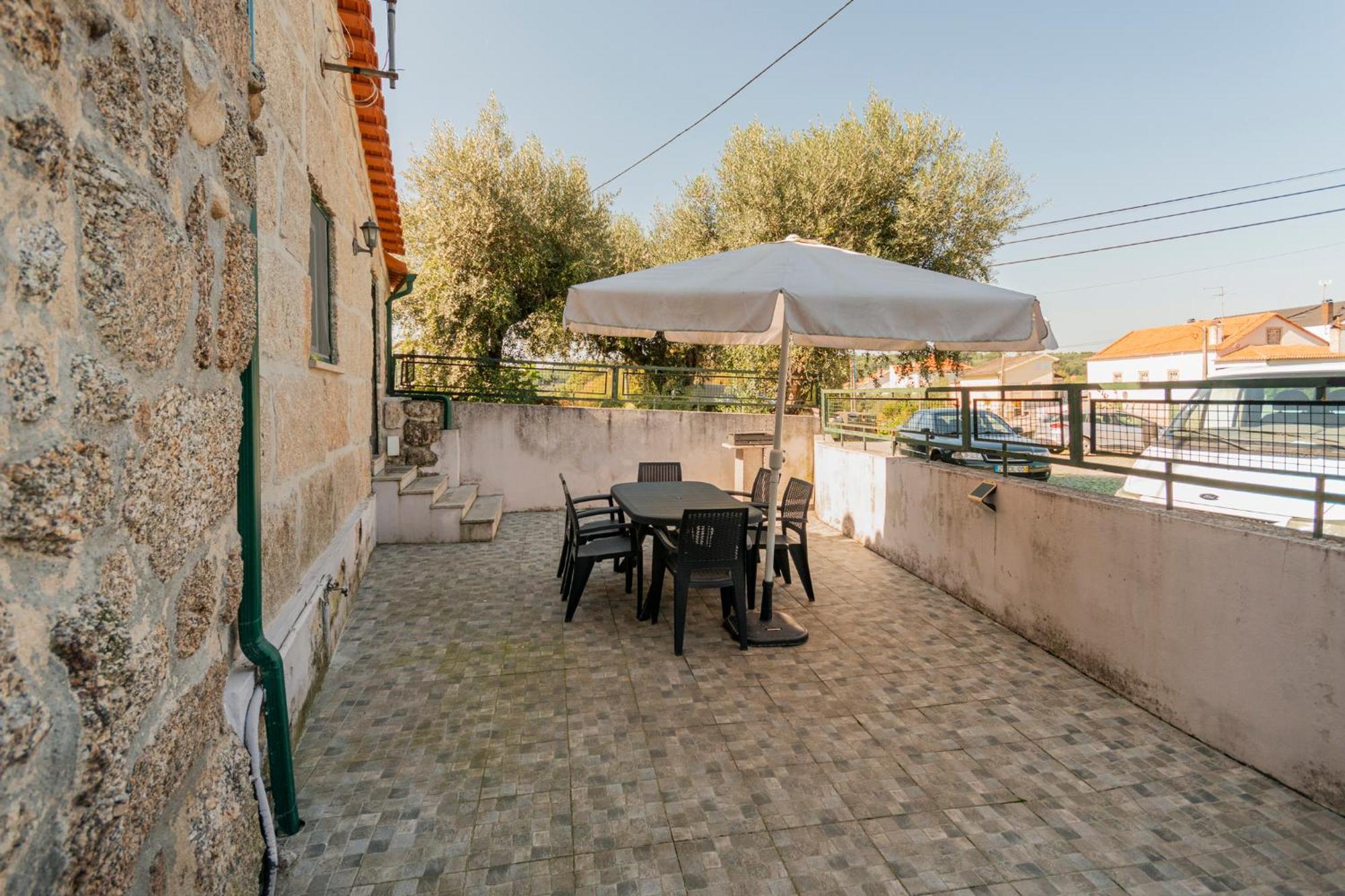 Casa Rustica T2 Com Salamandra E Cozinha - Seia - Serra Da Estrela - Casa Do Loureiro II Esterno foto