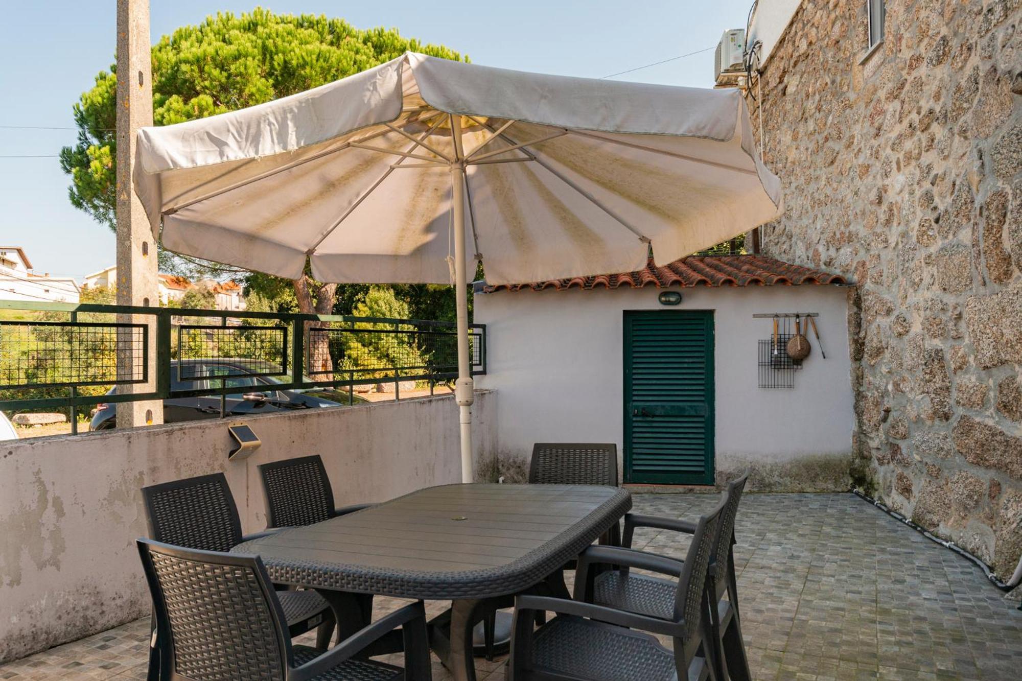 Casa Rustica T2 Com Salamandra E Cozinha - Seia - Serra Da Estrela - Casa Do Loureiro II Esterno foto
